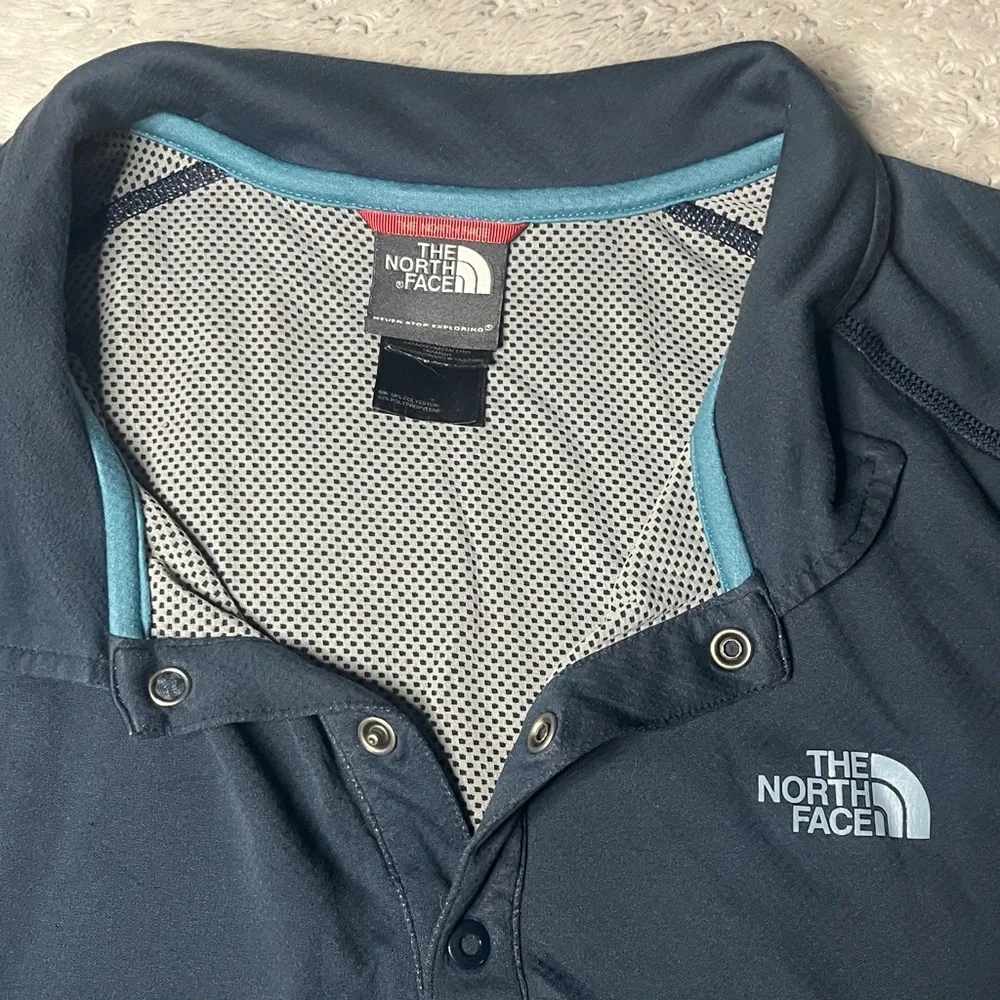 The North Face Shirt Mens XL Blue Short‎ Sleeve 1/4 button